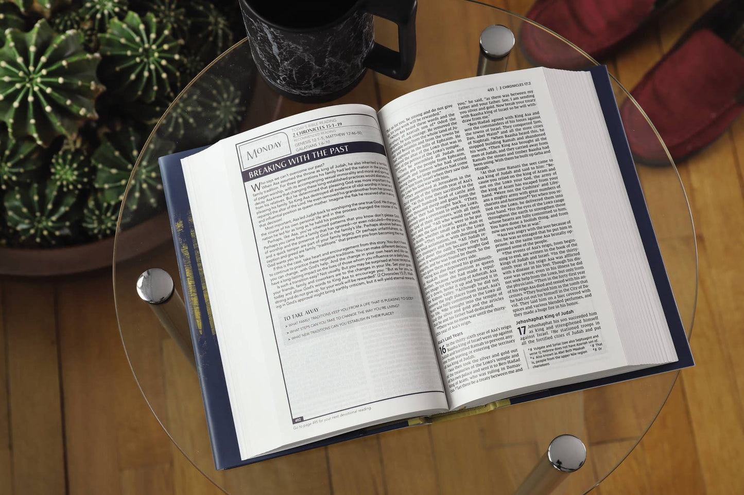 NIV Men's Devotional Bible, Hardcover