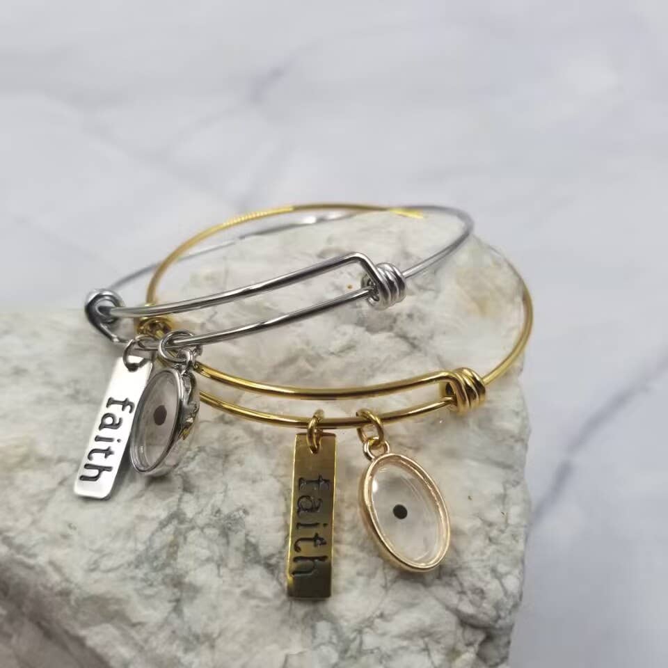 Mustard Seed Faith Bangle Expandable Bracelet: Gold